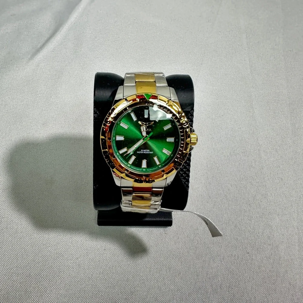 NWT Invicta 69038 Watch Mens Green Silver Gold Two Tone Diver Style Luxury